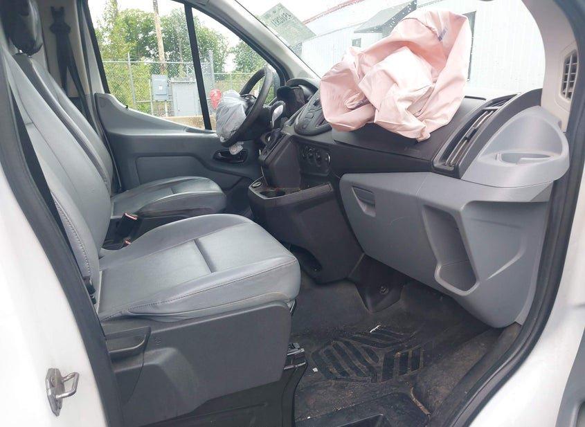 Ford Transit-250