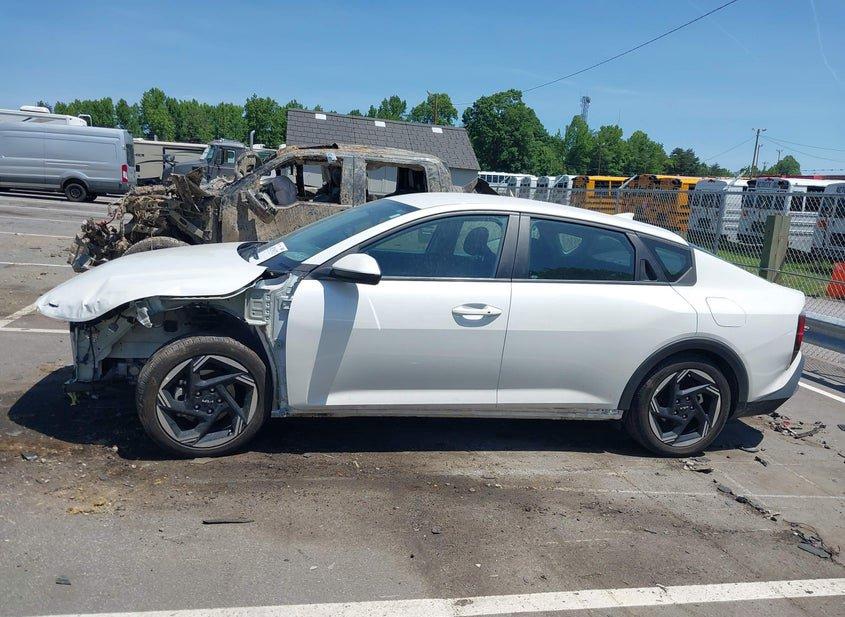 Kia K4