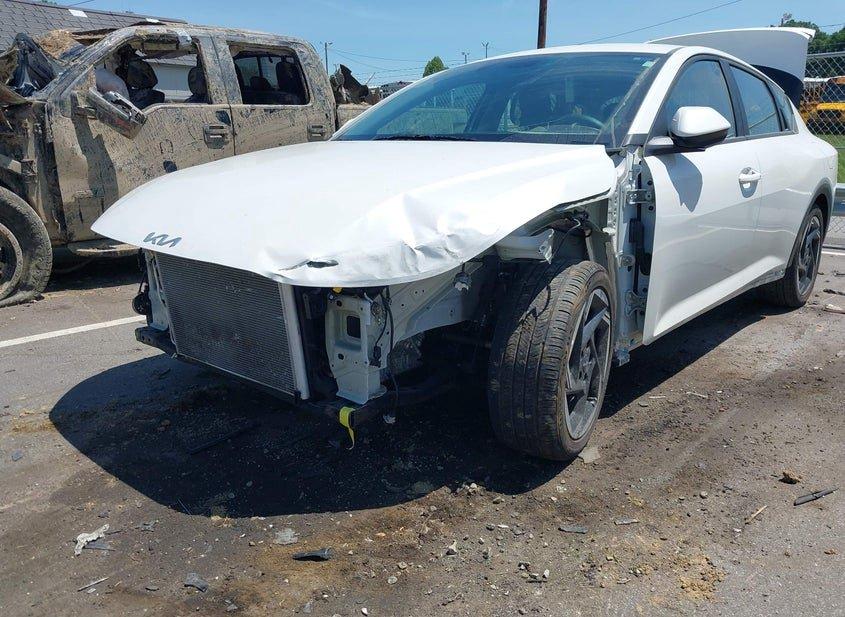 Kia K4
