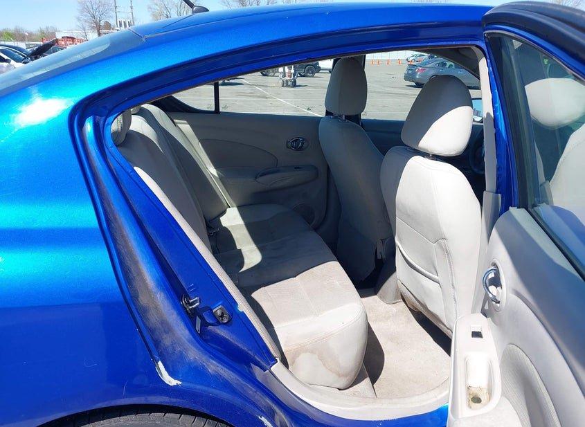 Nissan Versa