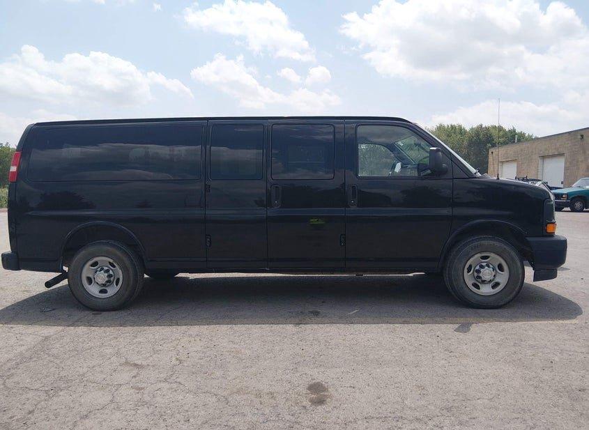 Chevrolet Express 3500