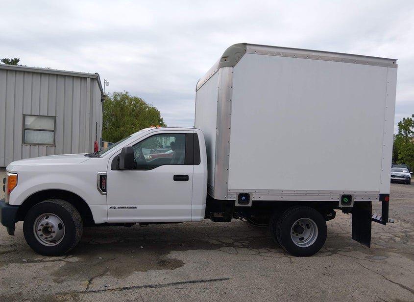 Ford F-350 Chassis