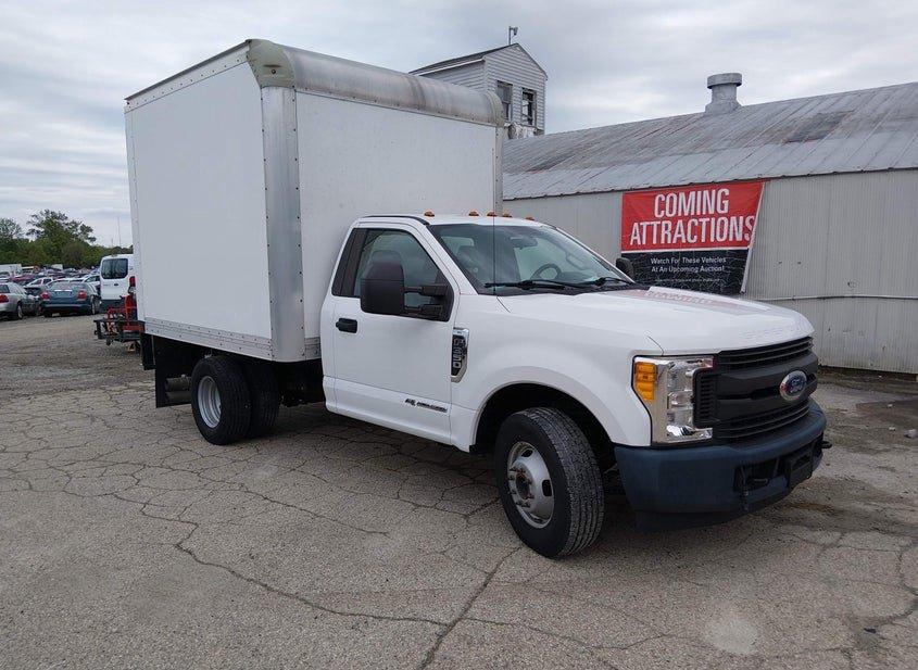 Ford F-350 Chassis