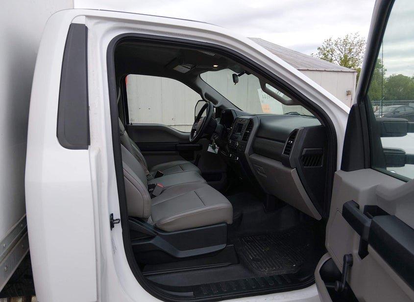 Ford F-350 Chassis