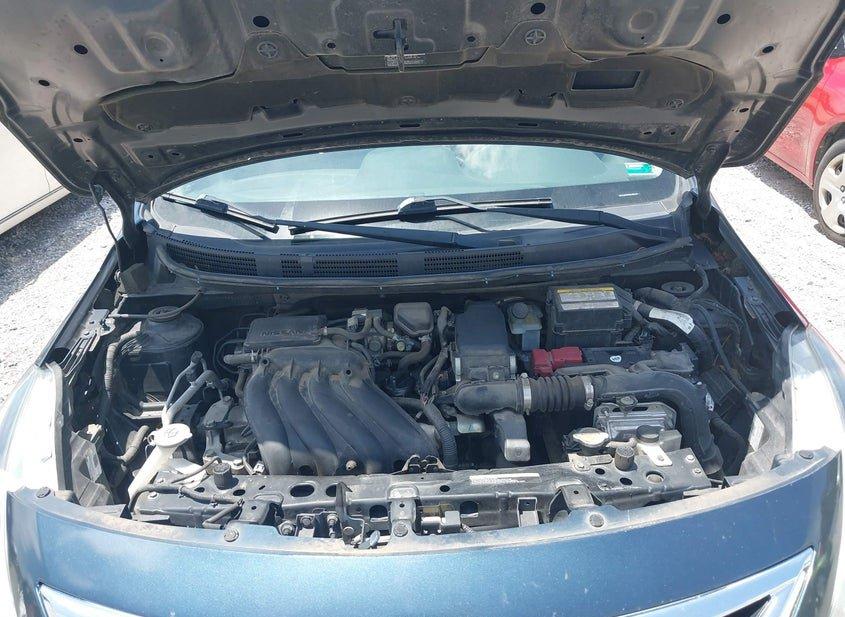 Nissan Versa