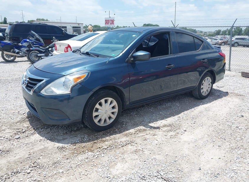 Nissan Versa