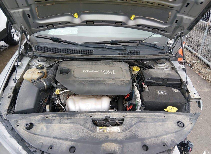 Chrysler 200