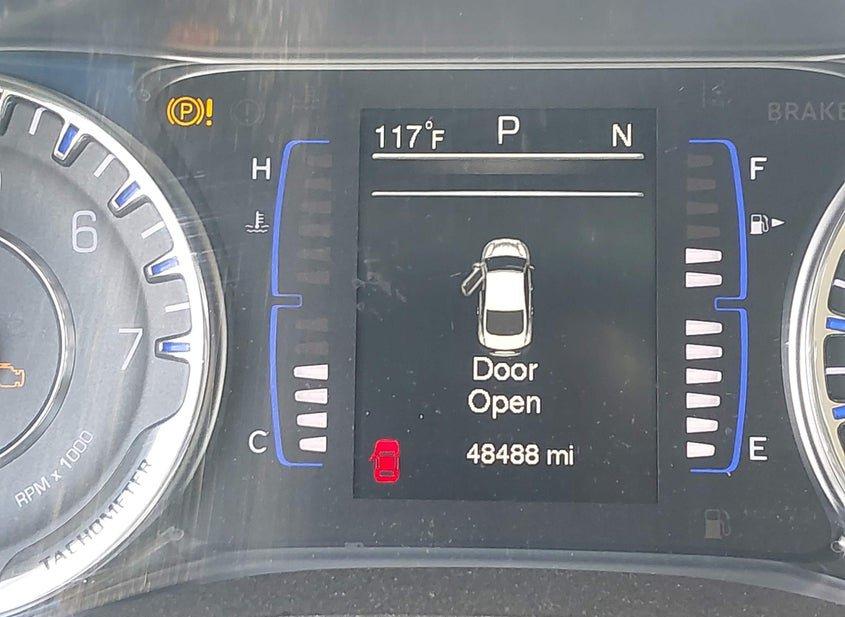 Chrysler 200