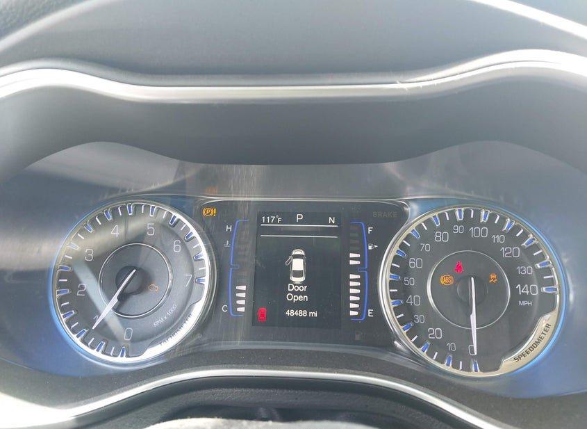 Chrysler 200