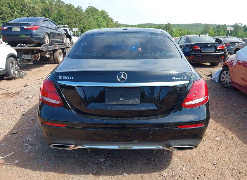 Mercedes-Benz E 300