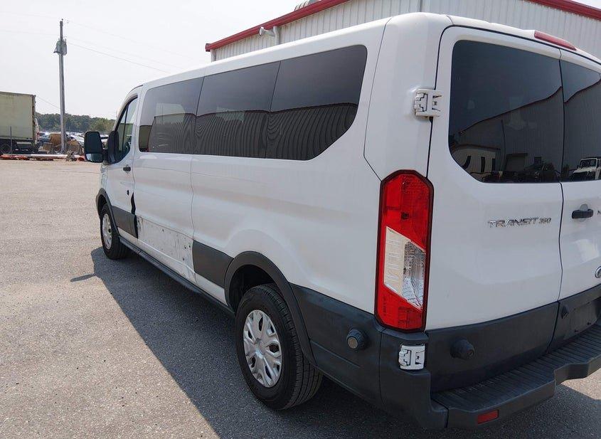 Ford Transit-350