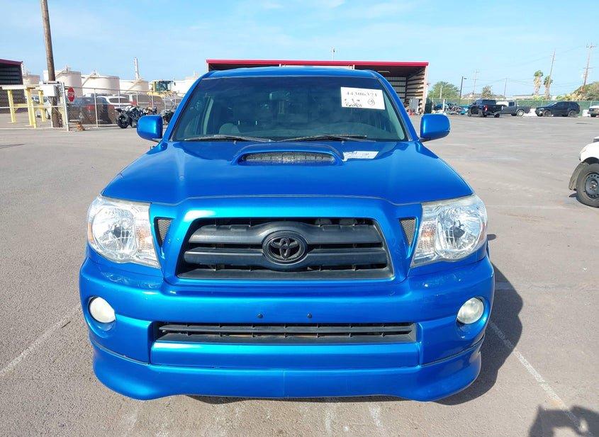 Toyota Tacoma