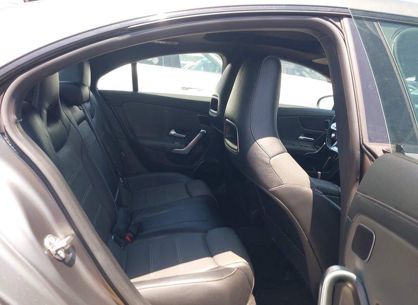 Mercedes-Benz Amg Cla 35