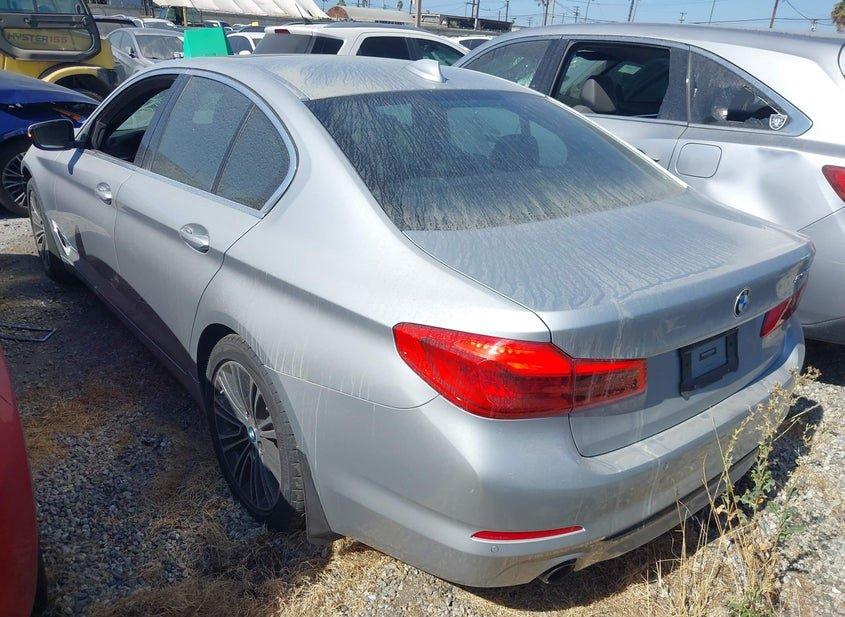 BMW 530I
