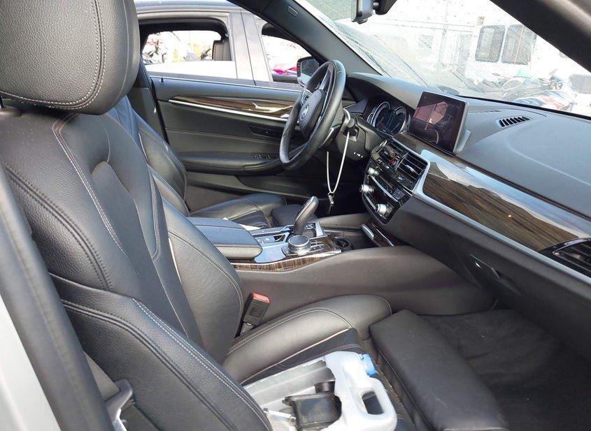 BMW 530I