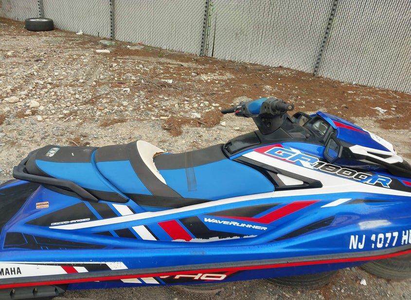 Yamaha Gp1800