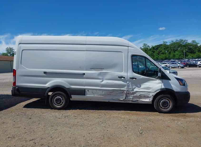 Ford Transit-250 Cargo Van