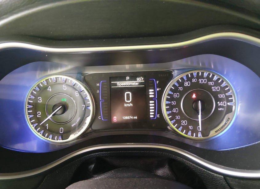 Chrysler 200