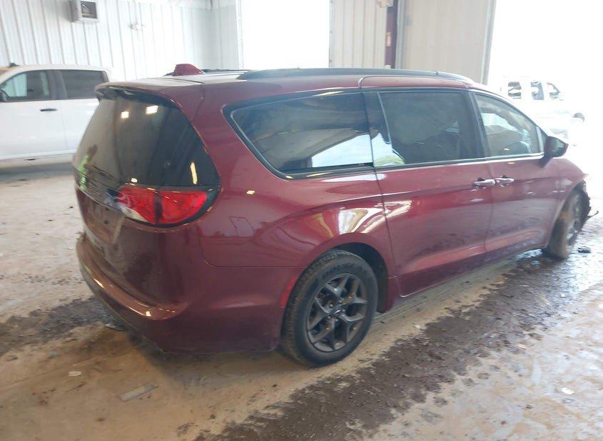 Chrysler Pacifica