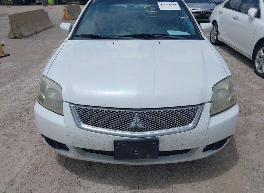Mitsubishi Galant