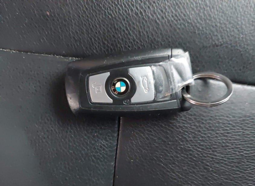 BMW 328I