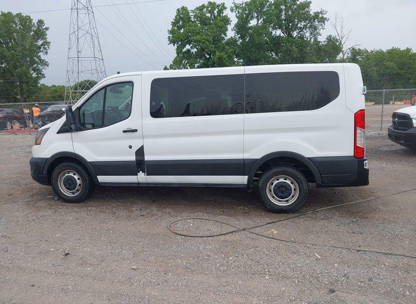 Ford Transit-150 Passenger Van