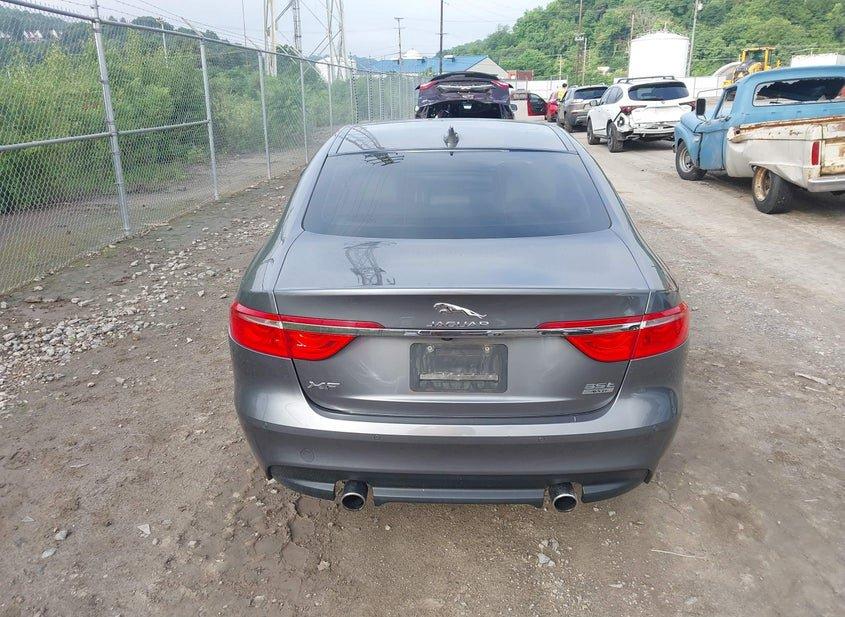 Jaguar Xf