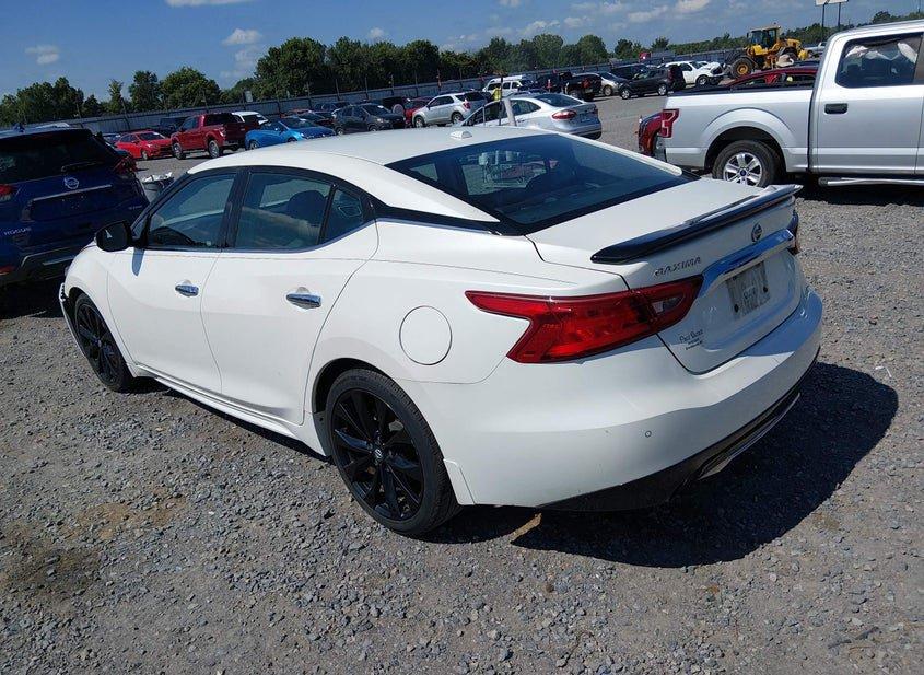 Nissan Maxima