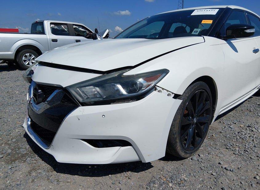 Nissan Maxima