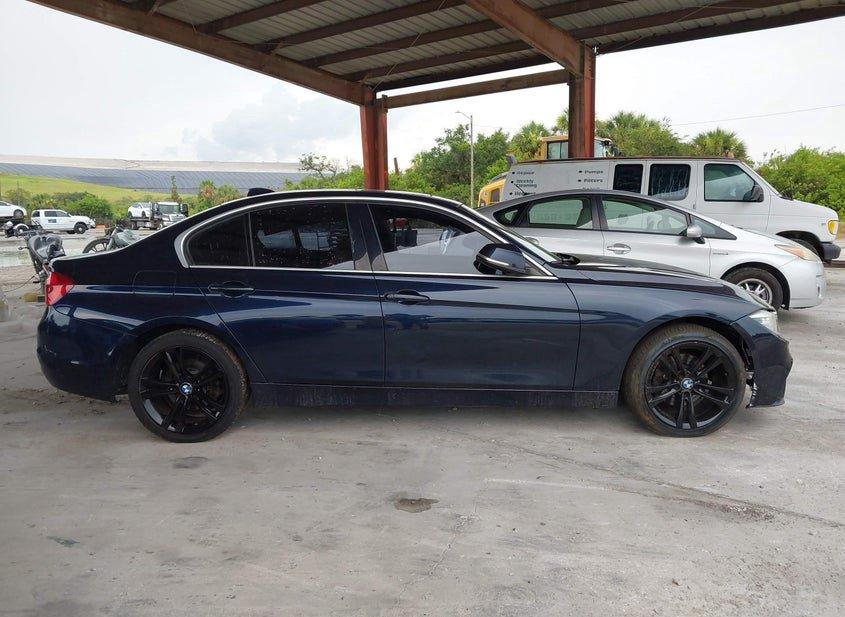 BMW 330I
