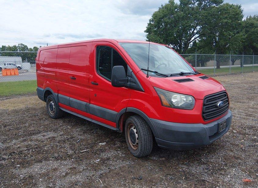 Ford Transit-150