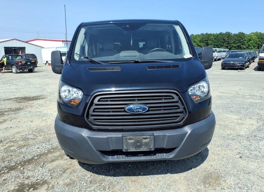 Ford Transit-350