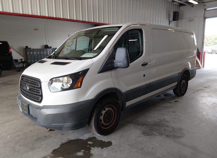 Ford Transit-150
