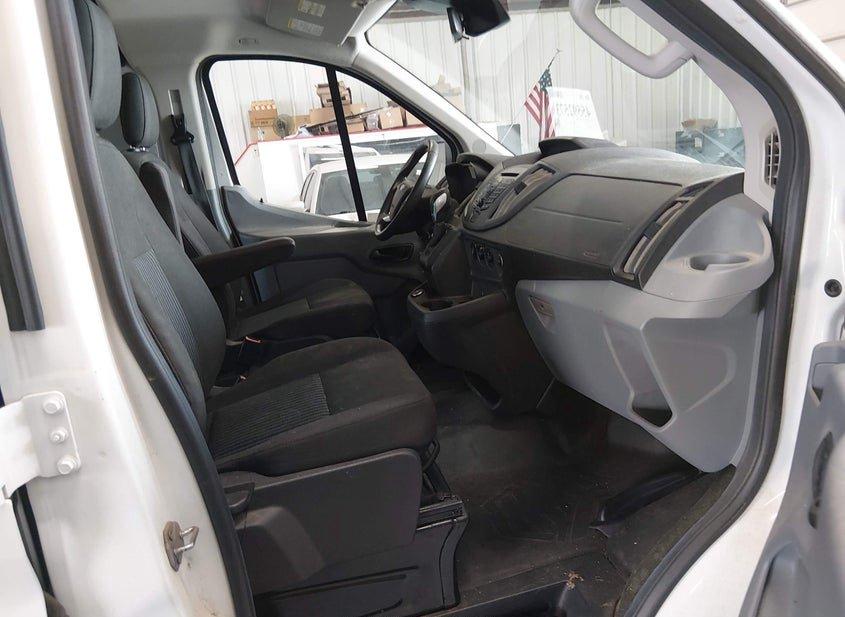 Ford Transit-150