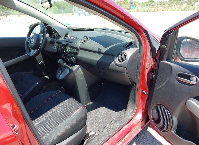 Mazda Mazda2