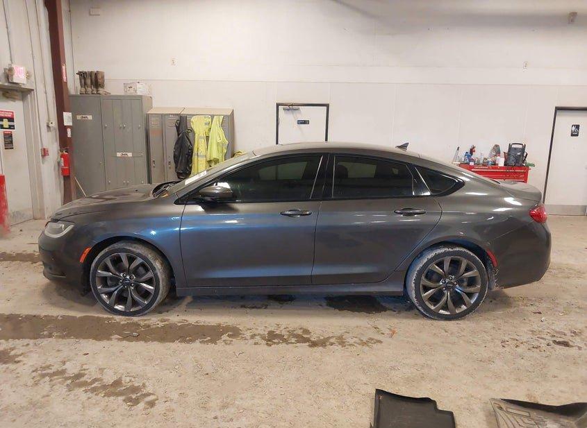 Chrysler 200