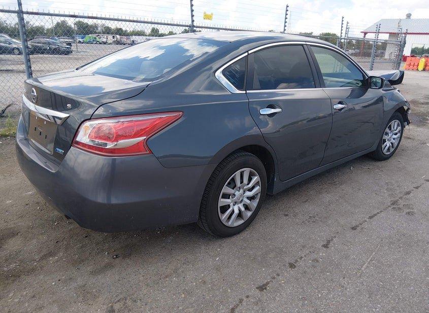 Nissan Altima