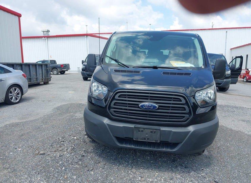 Ford Transit-350