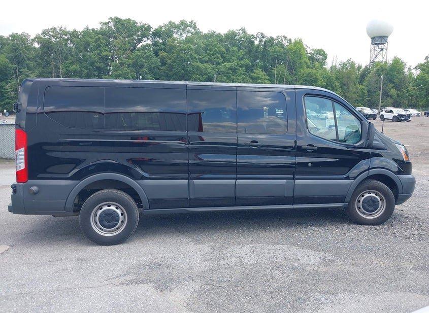 Ford Transit-350