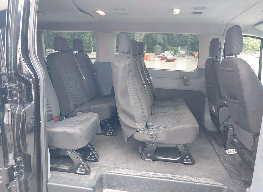 Ford Transit-350