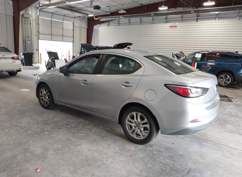 Toyota Yaris Ia