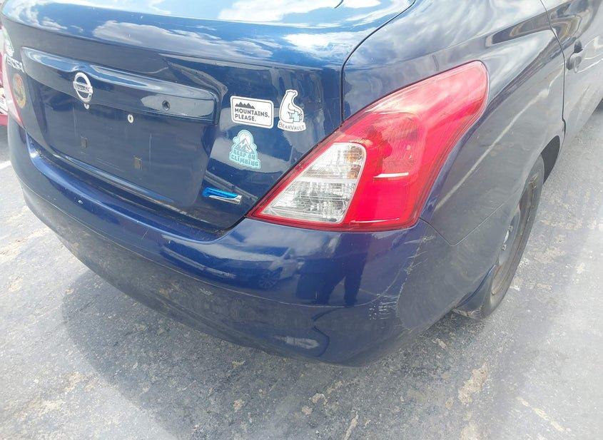 Nissan Versa