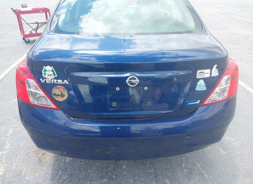 Nissan Versa