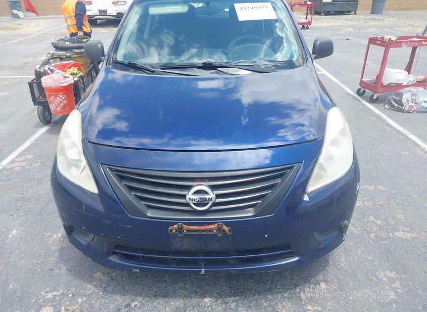 Nissan Versa