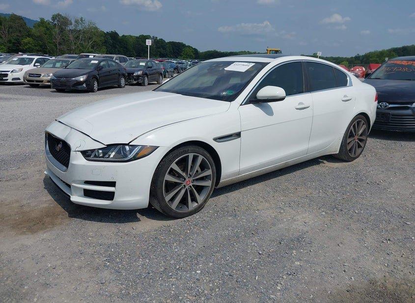 Jaguar Xe