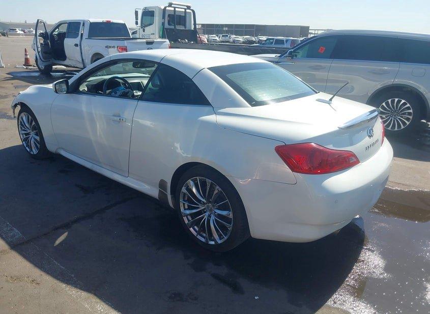 Infiniti G37