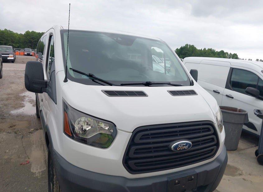 Ford Transit-350
