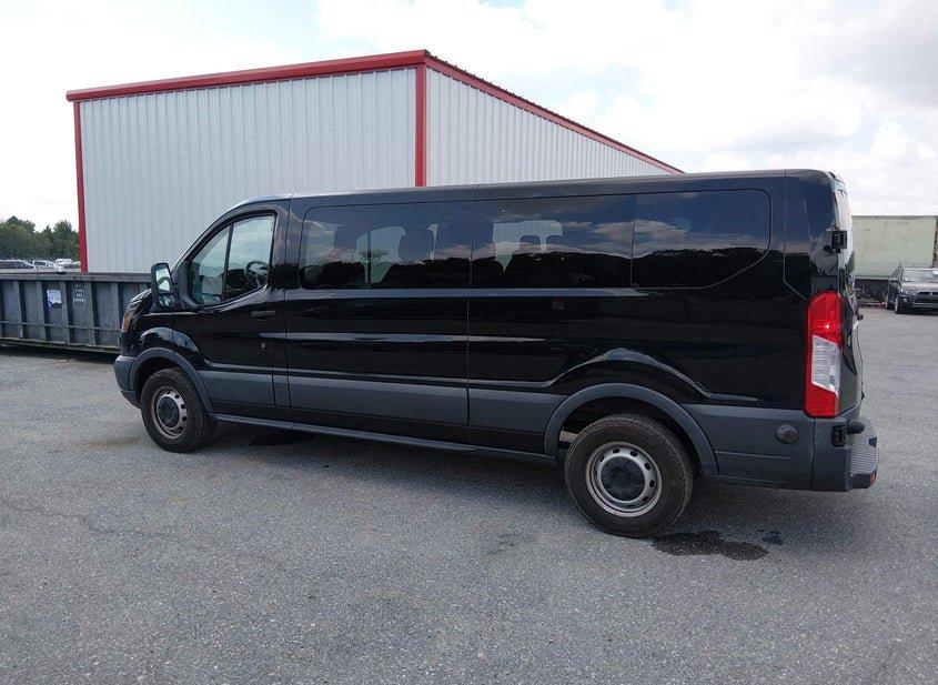 Ford Transit-350