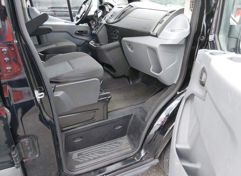 Ford Transit-350