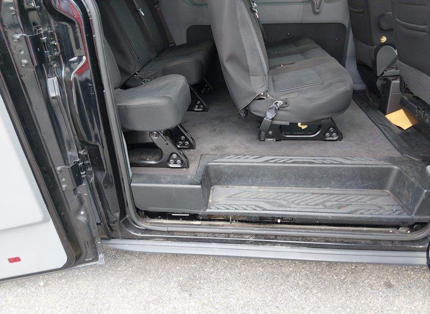 Ford Transit-350